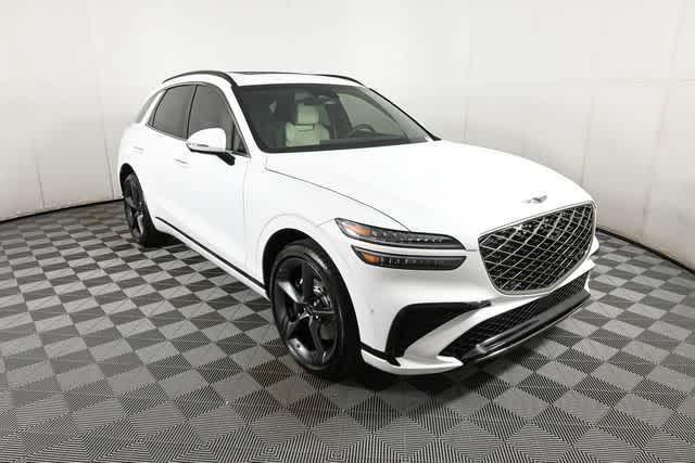 Photo of 2026 Uyuni White Genesis GV70