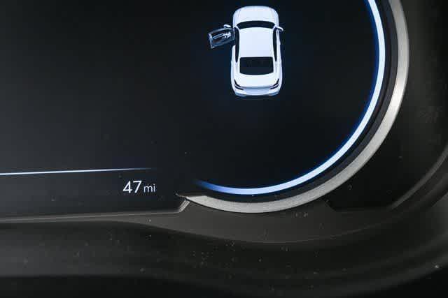 Photo of 2026 Uyuni White Genesis G70