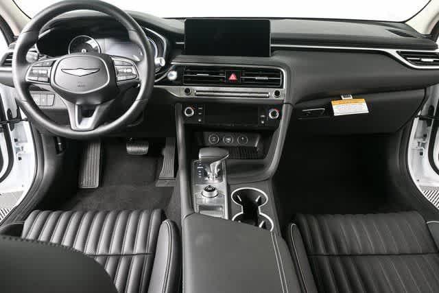 Photo of 2026 Uyuni White Genesis G70