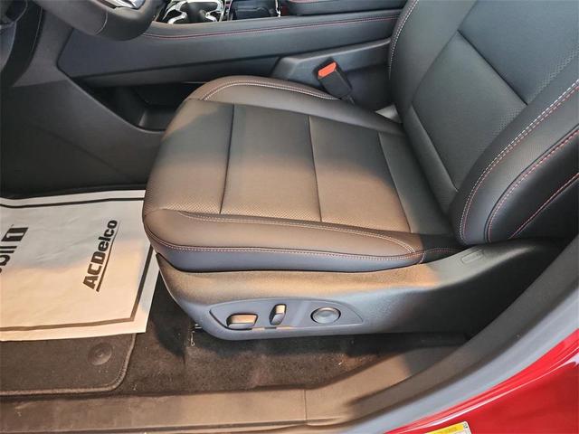Photo of 2025 Radiant Red Tintcoat Chevrolet Traverse