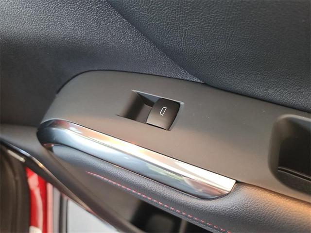 Photo of 2025 Radiant Red Tintcoat Chevrolet Traverse