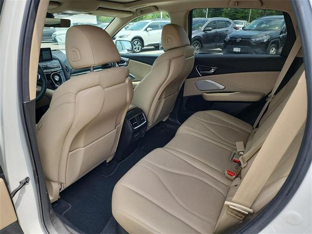 Photo of 2019 White Diamond Pearl Acura RDX