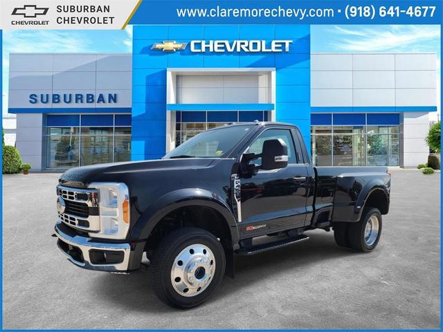 Photo of 2023 Agate Black Metallic Ford F-450