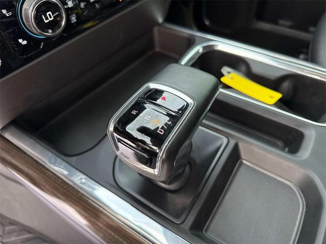 Photo of 2024 Black Chevrolet Silverado 1500