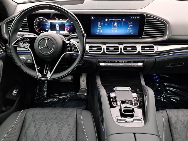 Photo of 2025 Obsidian Black Metallic Mercedes-Benz Maybach GLS 600