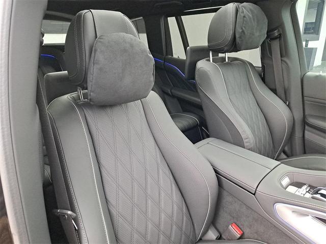 Photo of 2025 Obsidian Black Metallic Mercedes-Benz Maybach GLS 600
