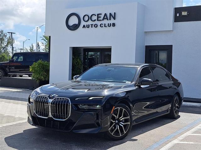 2023 BMW 760