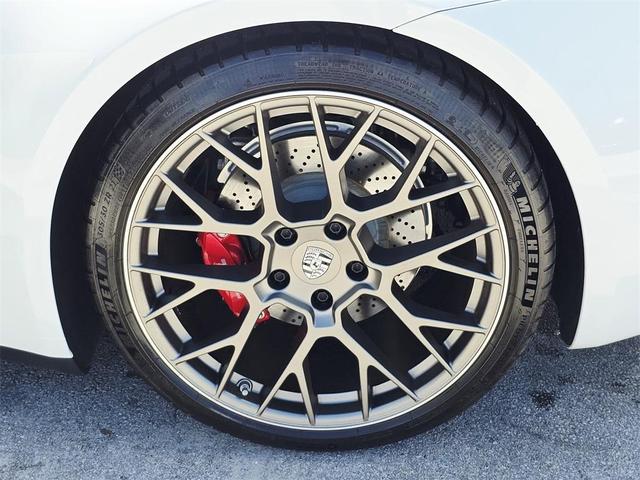 Photo of 2023 Carrara White Metallic Porsche 911