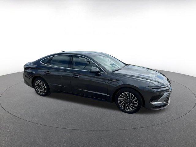 2024 Hyundai Sonata Hybrid