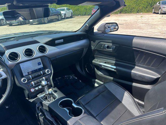 Photo of 2022 Carbonized Gray Metallic Ford Mustang