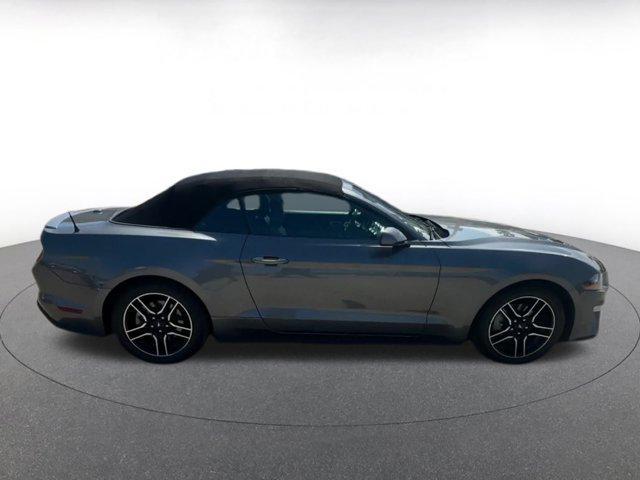 Photo of 2022 Carbonized Gray Metallic Ford Mustang