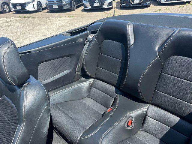 Photo of 2022 Carbonized Gray Metallic Ford Mustang