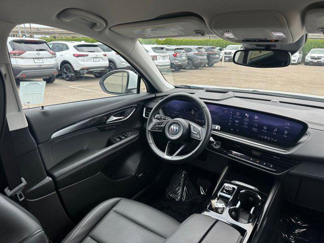 Photo of 2024 Summit White Buick Envision