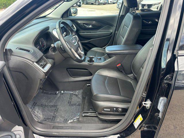 Photo of 2024 Ebony Twilight Metallic GMC Terrain