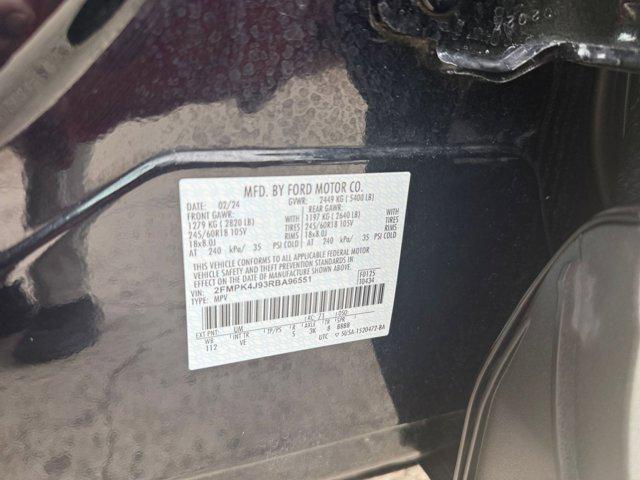 Photo of 2024 Agate Black Metallic Ford Edge