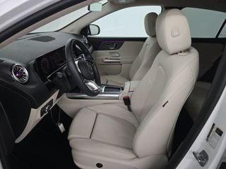 Photo of 2024 White Mercedes-Benz GLA 250