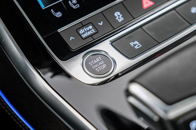 Photo of 2023 Black Audi Q8