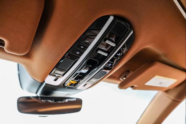 Photo of 2022 Gray Porsche Panamera