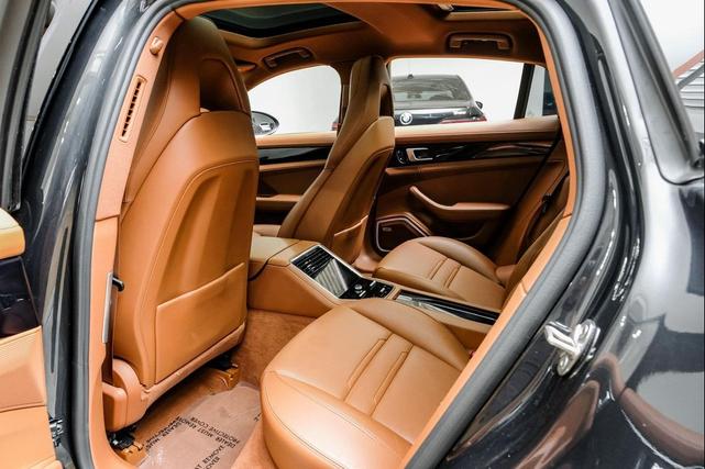 Photo of 2022 Gray Porsche Panamera