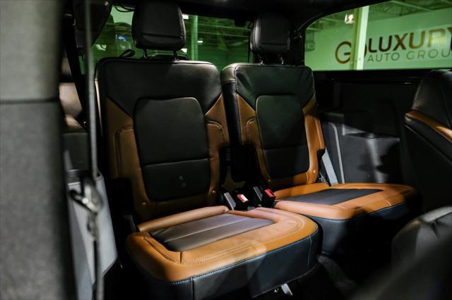 Photo of 2022 Eruption Green Metallic Ford Bronco