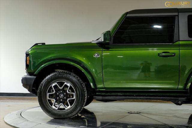 Photo of 2022 Eruption Green Metallic Ford Bronco