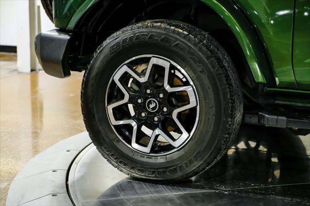 Photo of 2022 Eruption Green Metallic Ford Bronco