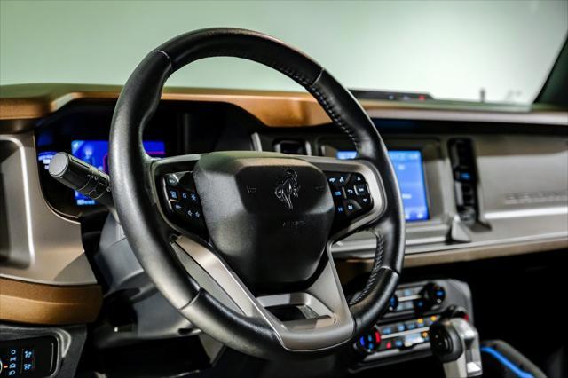 Photo of 2022 Eruption Green Metallic Ford Bronco