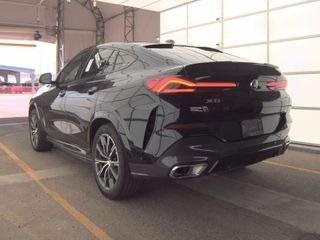 Photo of 2025 Black BMW X6
