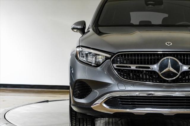 Photo of 2023 Selenite Gray Metallic Mercedes-Benz GLC 300