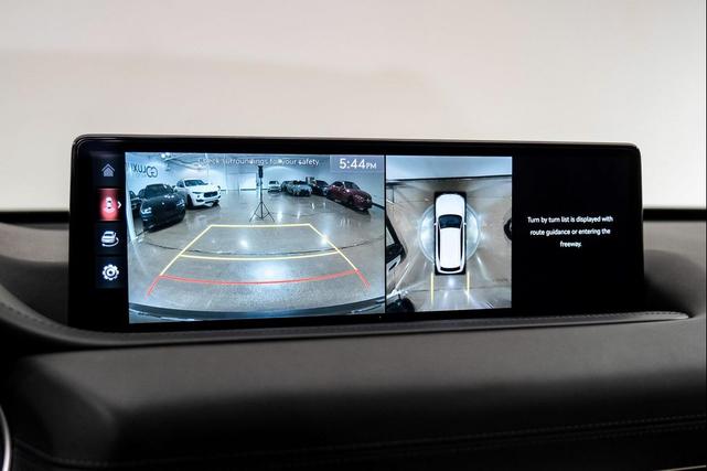 Photo of 2021 Vik Black Genesis GV80