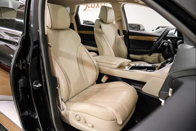 Photo of 2021 Vik Black Genesis GV80