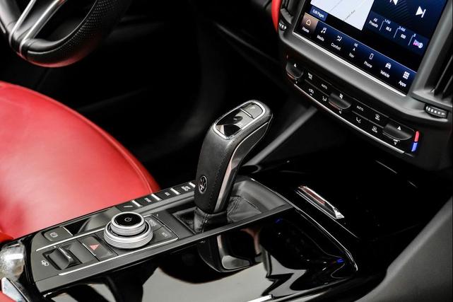 Photo of 2022 Gray Maserati Levante