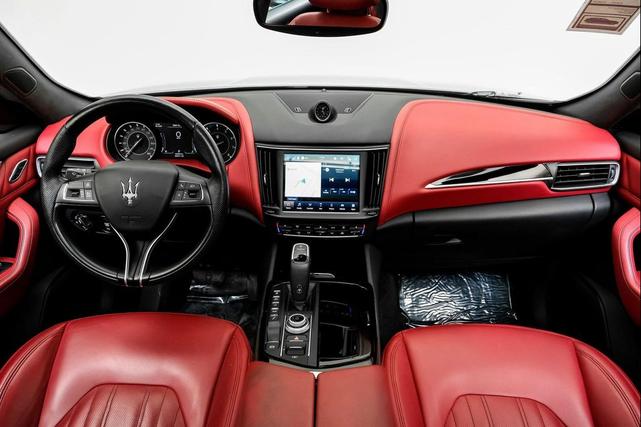 Photo of 2022 Gray Maserati Levante