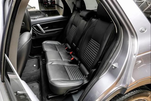 Photo of 2022 Gray Land Rover Discovery Sport