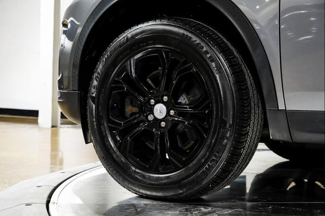 Photo of 2022 Gray Land Rover Discovery Sport