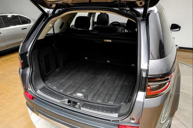 Photo of 2022 Gray Land Rover Discovery Sport