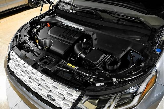 Photo of 2022 Gray Land Rover Discovery Sport