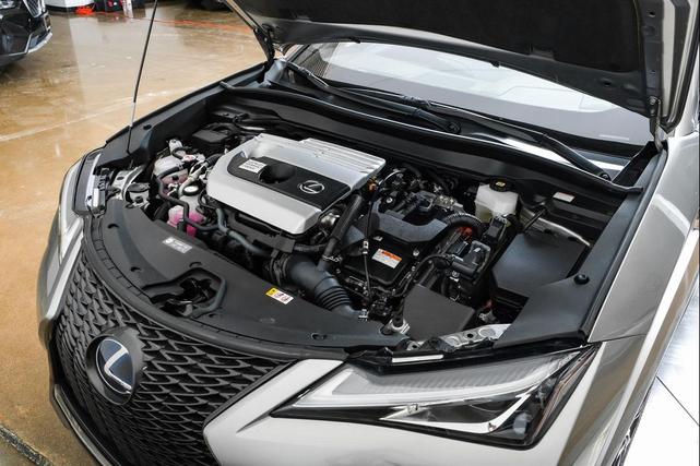 Photo of 2022 Silver Lexus UX 250h