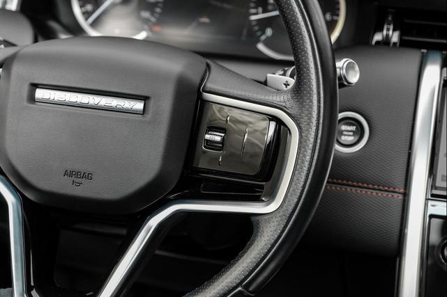 Photo of 2022 Lantau Bronze Metallic Land Rover Discovery Sport