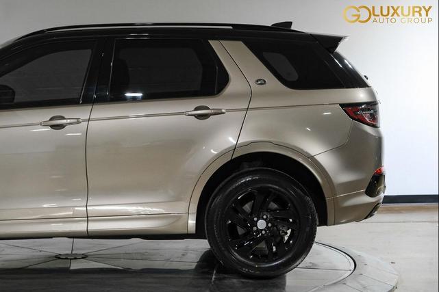 Photo of 2022 Lantau Bronze Metallic Land Rover Discovery Sport