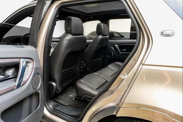 Photo of 2022 Lantau Bronze Metallic Land Rover Discovery Sport