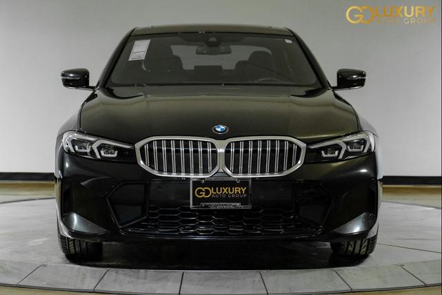 Photo of 2024 Black Sapphire Metallic BMW 330