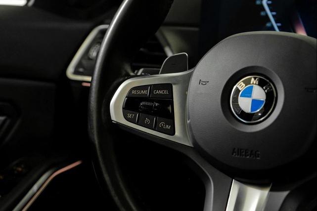 Photo of 2024 Black Sapphire Metallic BMW 330