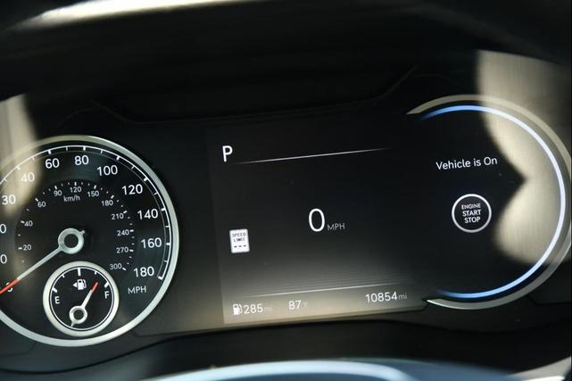 Photo of 2025 Gray Genesis G70