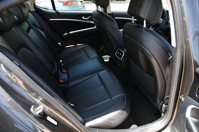 Photo of 2025 Gray Genesis G70