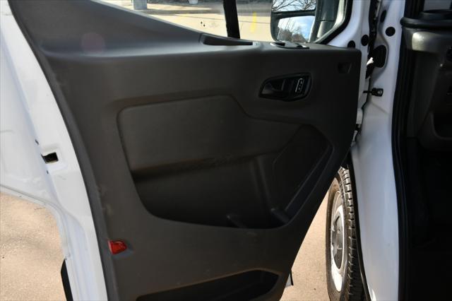 Photo of 2023 white Ford Transit-250