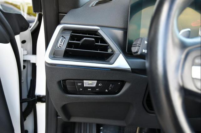 Photo of 2024 White BMW 430