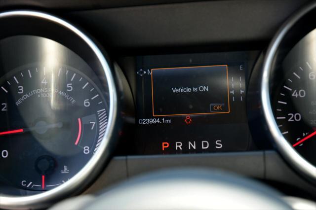 Photo of 2022 Silver Ford Mustang
