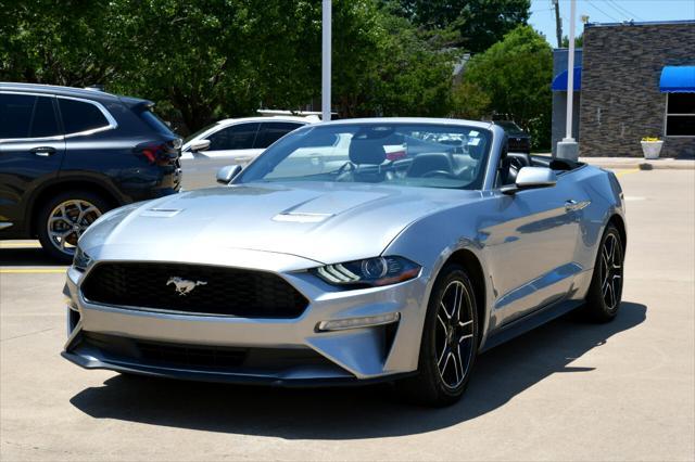 Photo of 2022 Silver Ford Mustang