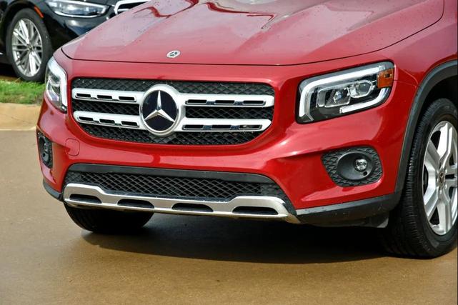Photo of 2022 Red Mercedes-Benz GLB 250